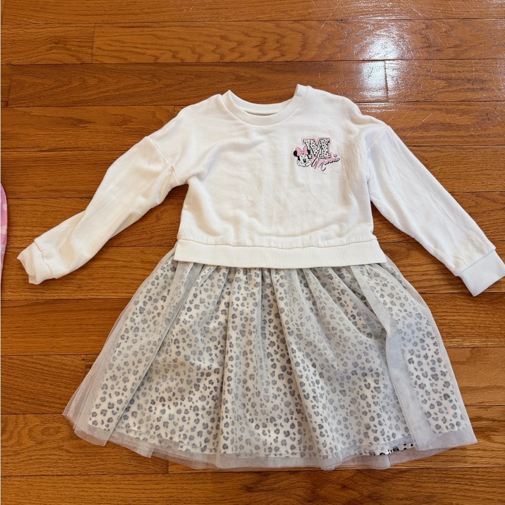 Primark Disney Minnie Mouse Cream Top